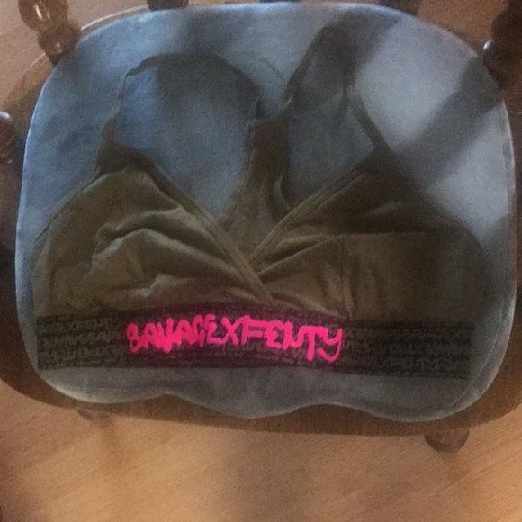 Savage Fenty Forever Savage Bralette military olive NWT Size XL & 1X - Picture 3 of 9